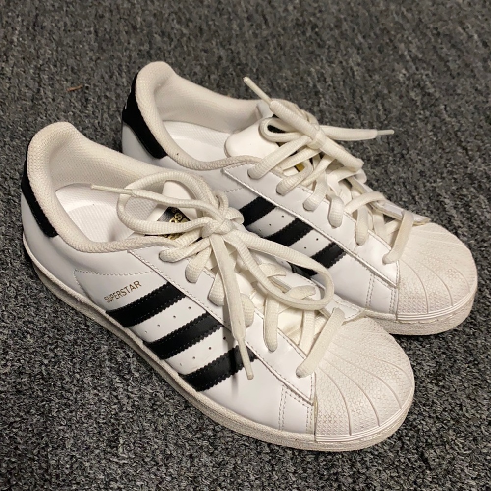 Adidas Superstar